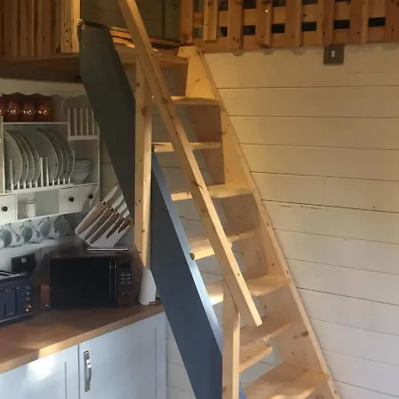 Bonnie View Glamping Cabin * Helmsley